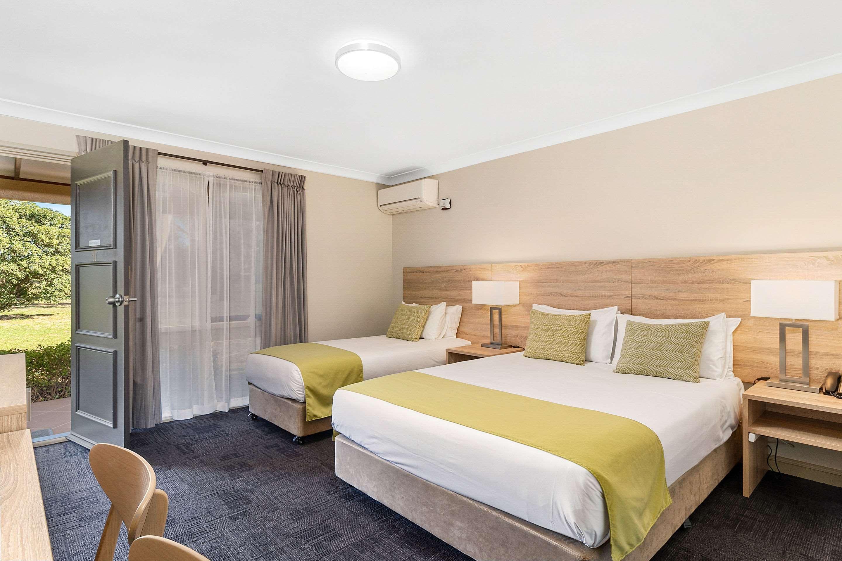 Quality Inn Carriage House Вага Вага Екстериор снимка