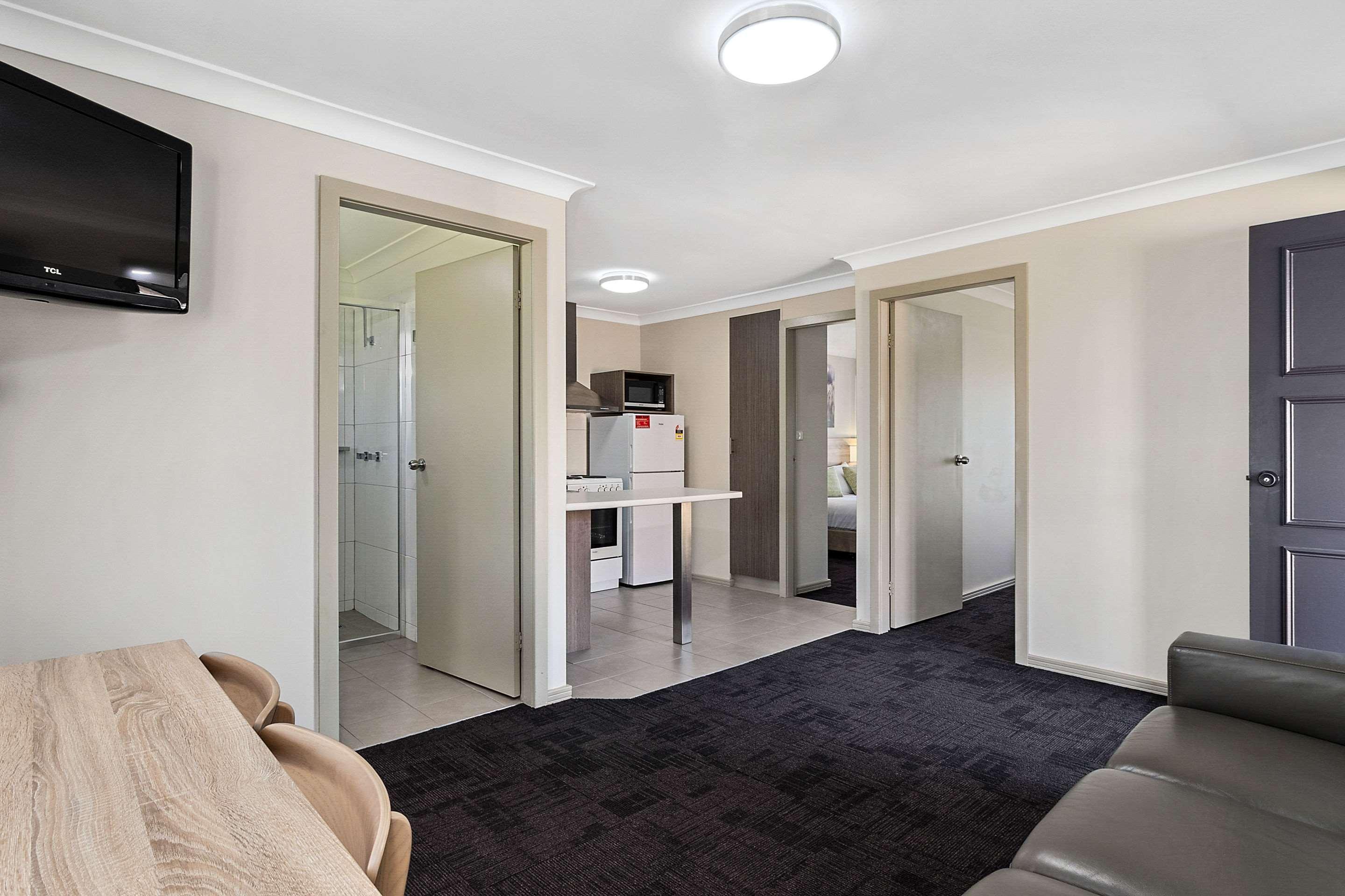 Quality Inn Carriage House Вага Вага Екстериор снимка