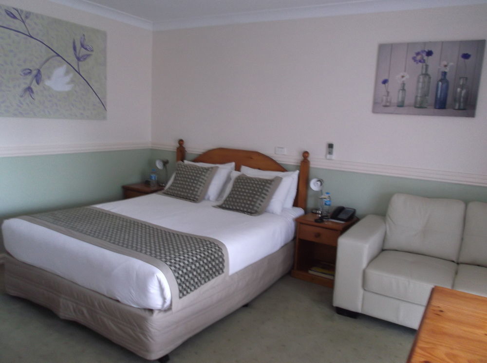 Quality Inn Carriage House Вага Вага Екстериор снимка